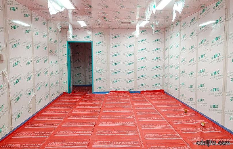 810x520